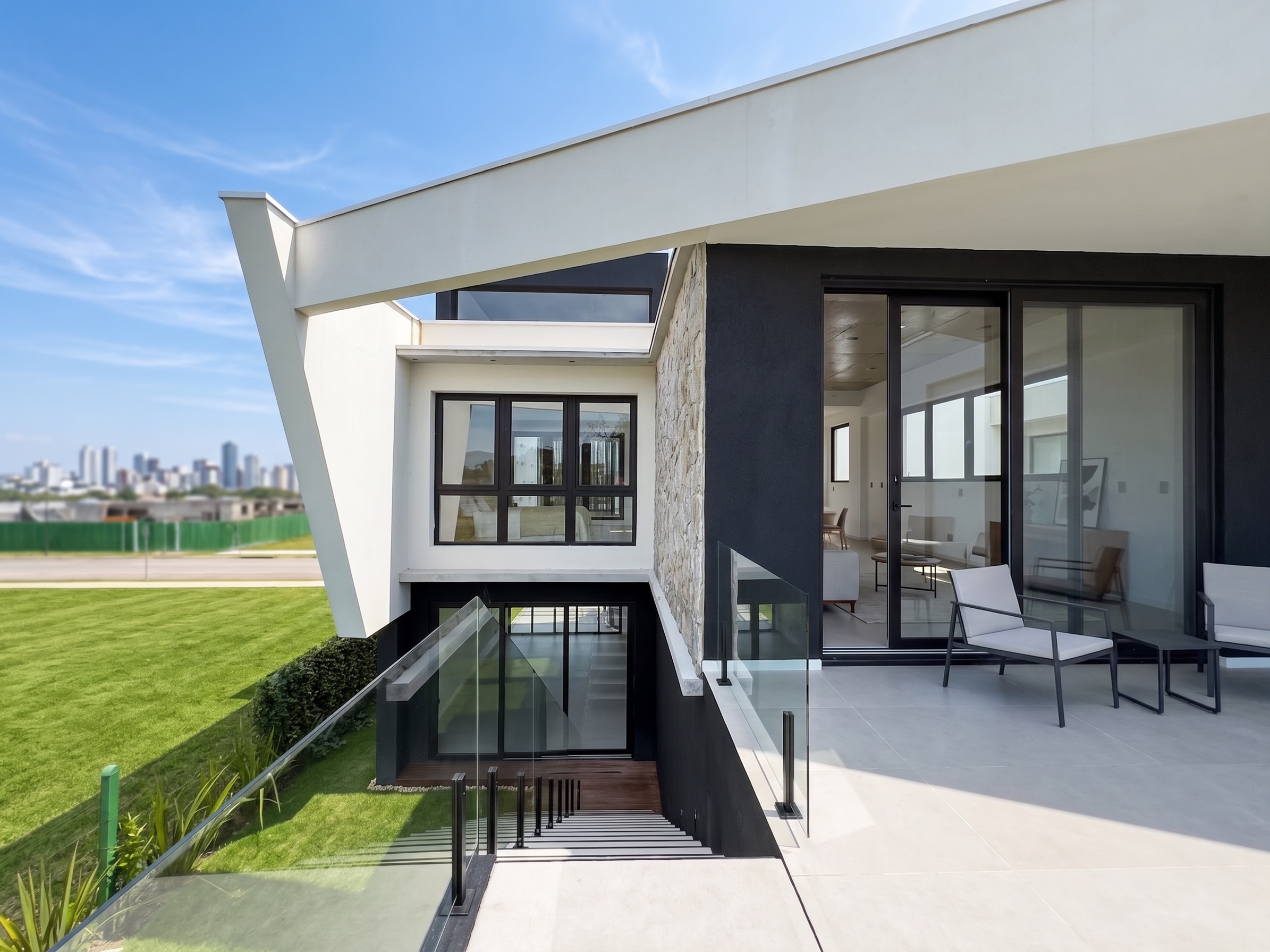 Exterior 3 · Reverse House · Vivapark Porto Belo