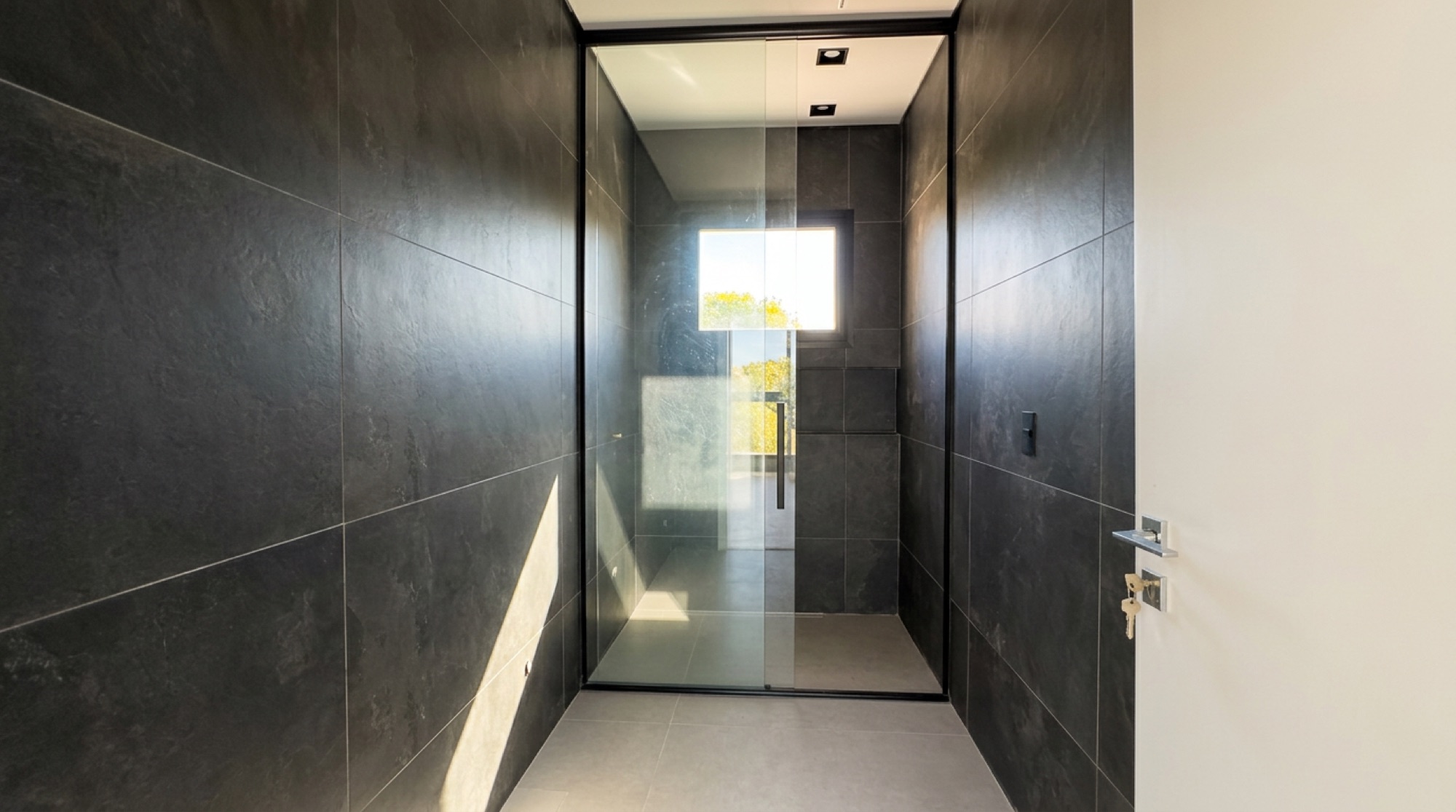 Suite 2 bathroom · Casa Riviera · Vivapark Porto Belo