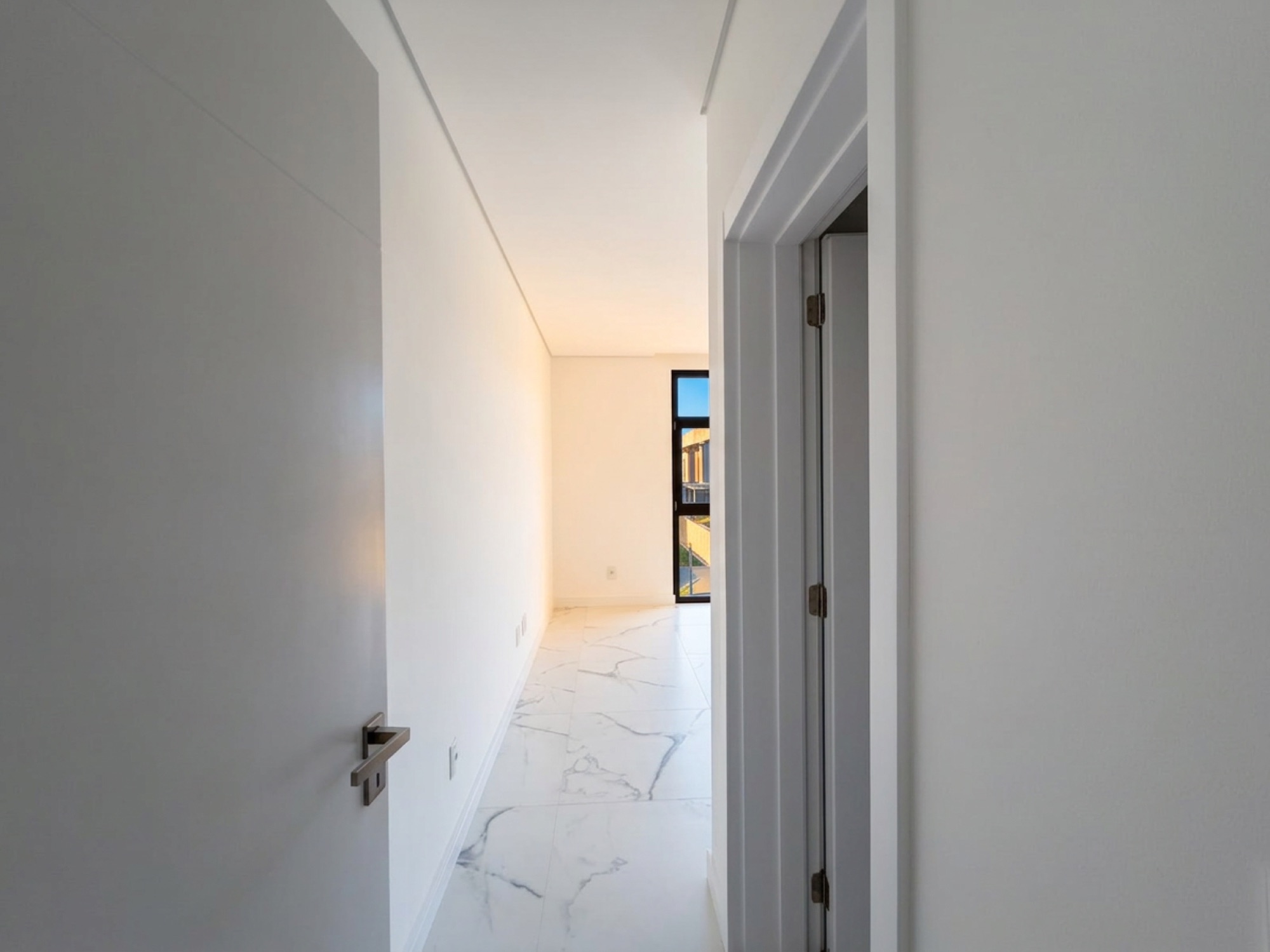 Hallway 2 · House Q23 L08 · Vivapark Porto Belo