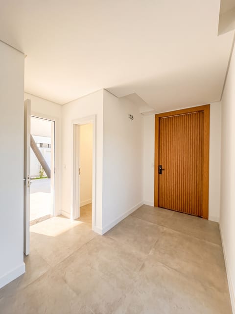 Entrance hall · Casa Majestic · Vivapark Porto Belo