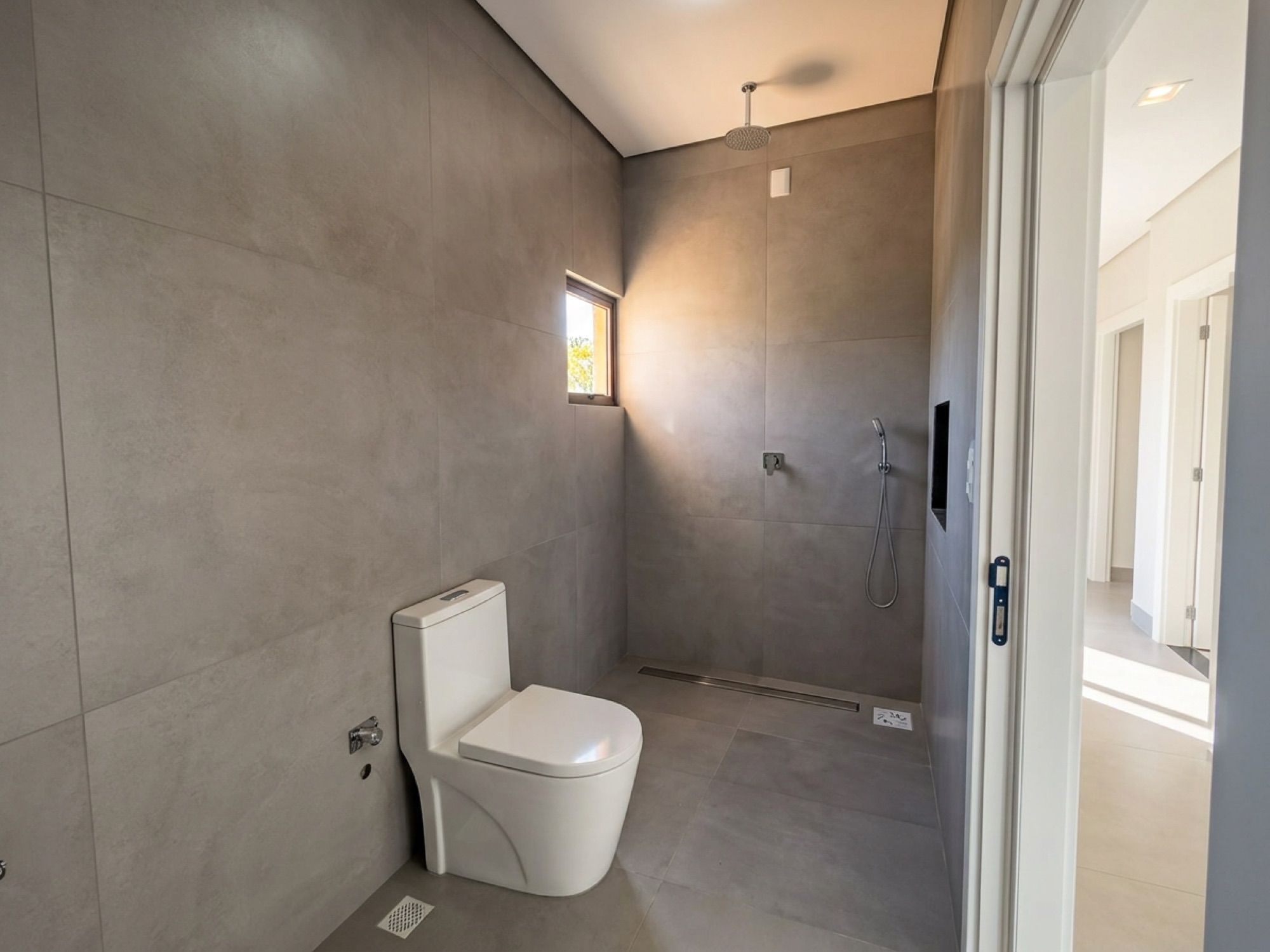 Suite 3 bathroom · House Q29 L04 · Vivapark Porto Belo