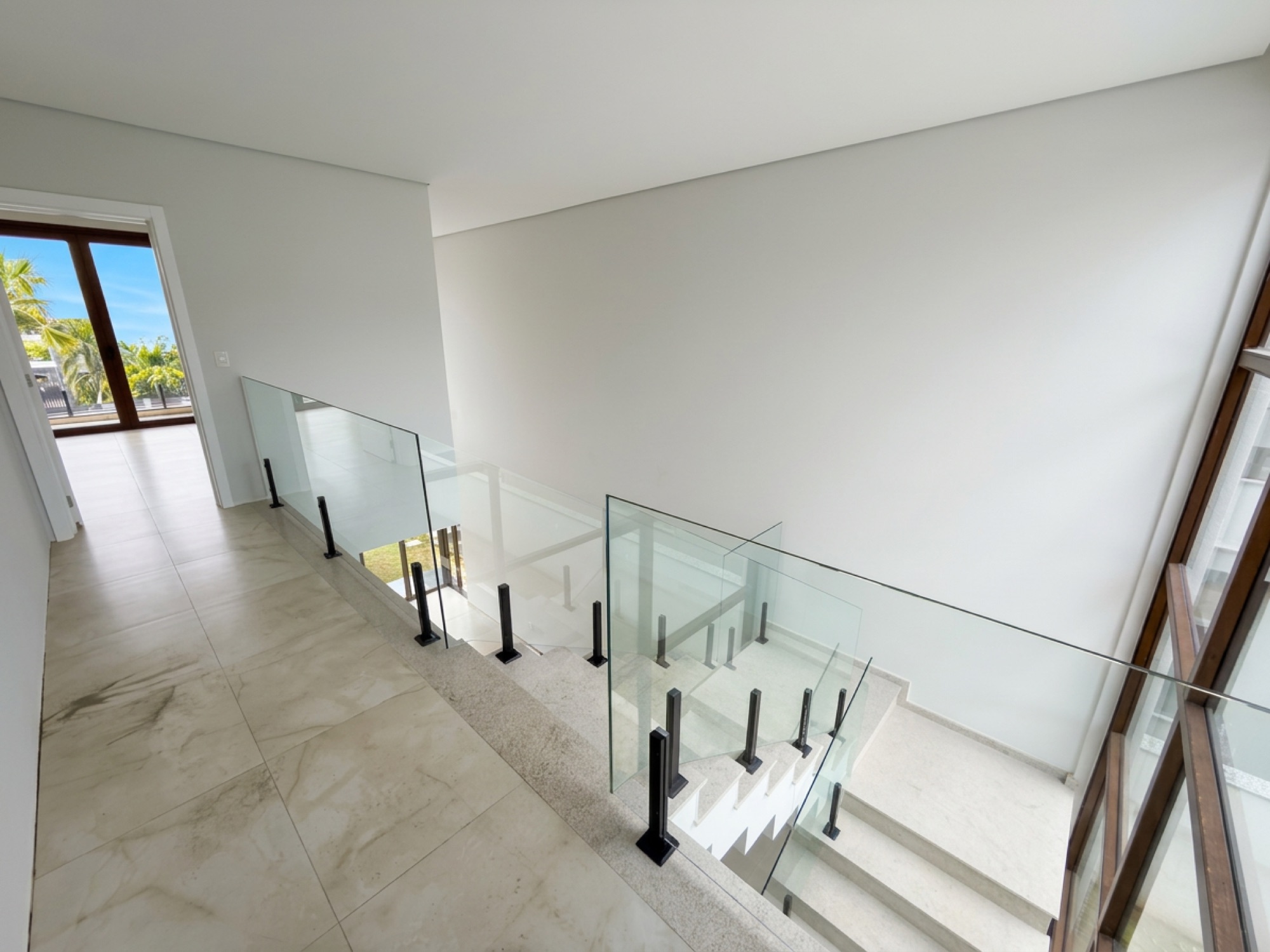 Hallway 2 · House Q08 L14 · Vivapark Porto Belo