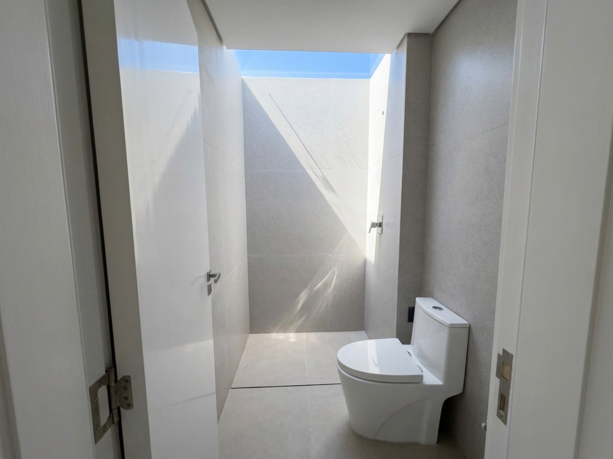 Bathroom 2 · Casa Mobius Section · Vivapark Porto Belo