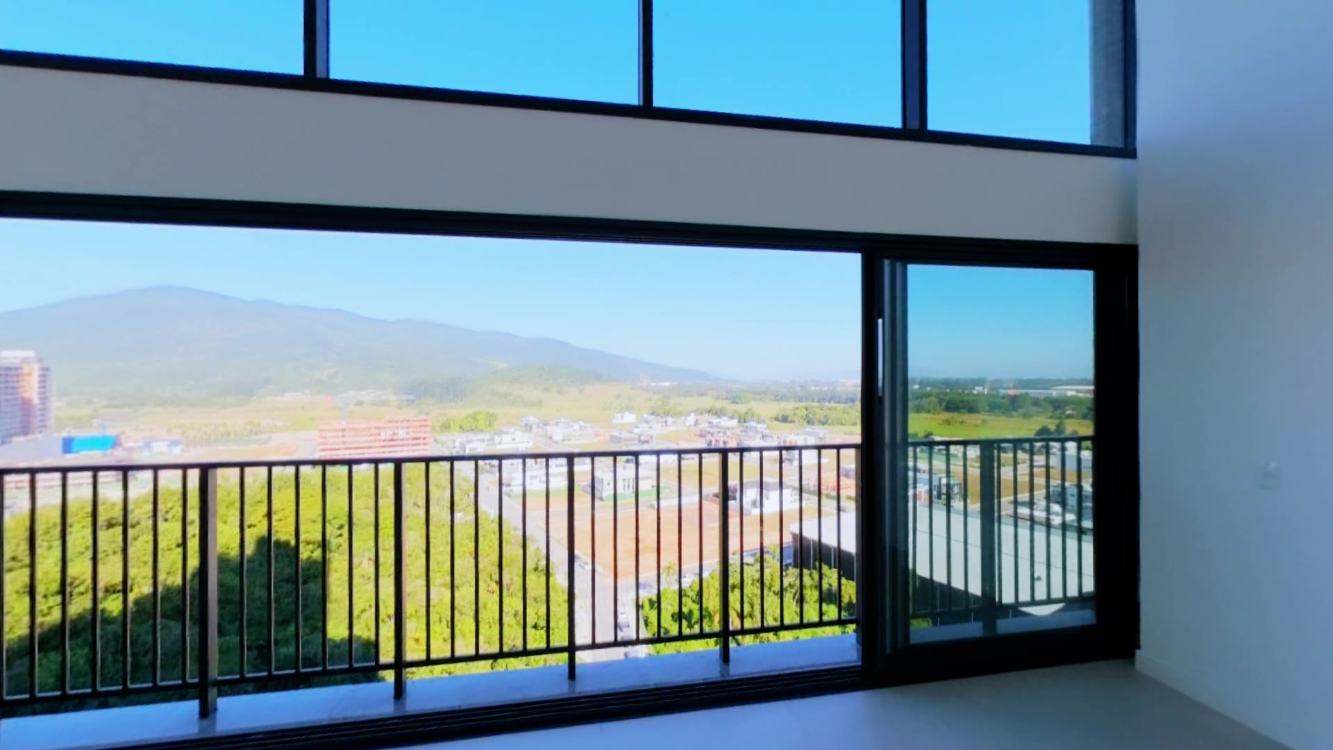 Apartamento do Vista Jardins no Vivapark Porto Belo, em vídeo 360°